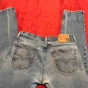 Levi’s 32X32 blue denim